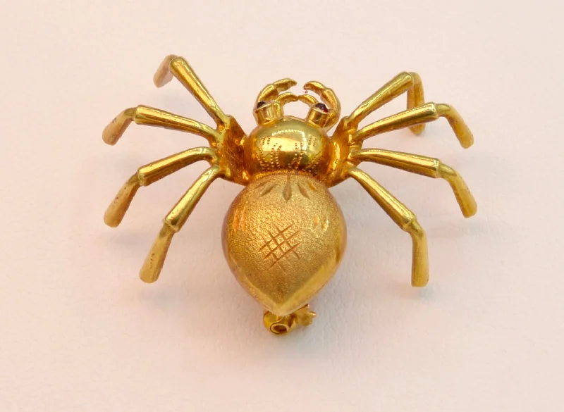 14K yellow gold spider brooch