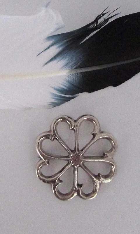 SANDCAST FLOWER Vintage 70s Silver Wheel Floral Brooch / Pin, Native American Navajo