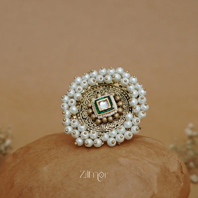 ZA1011166 - Pearl Cluster Adjustable Ring