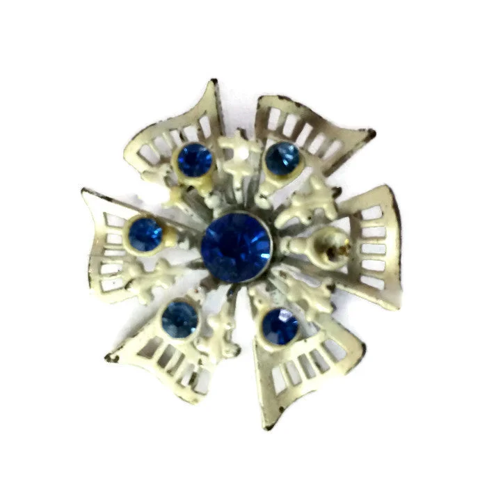 Pinwheel Enameled White Brooch w/ Blue Rhinestone circa 1940s